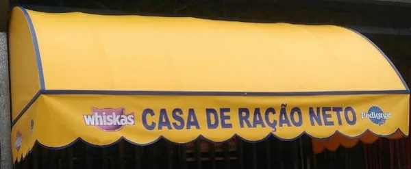 Toldo fixo curvo em lona