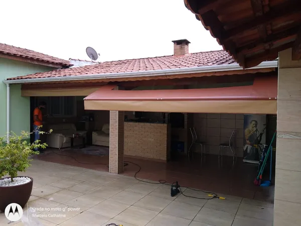 Toldo reto para comércio em Taubaté